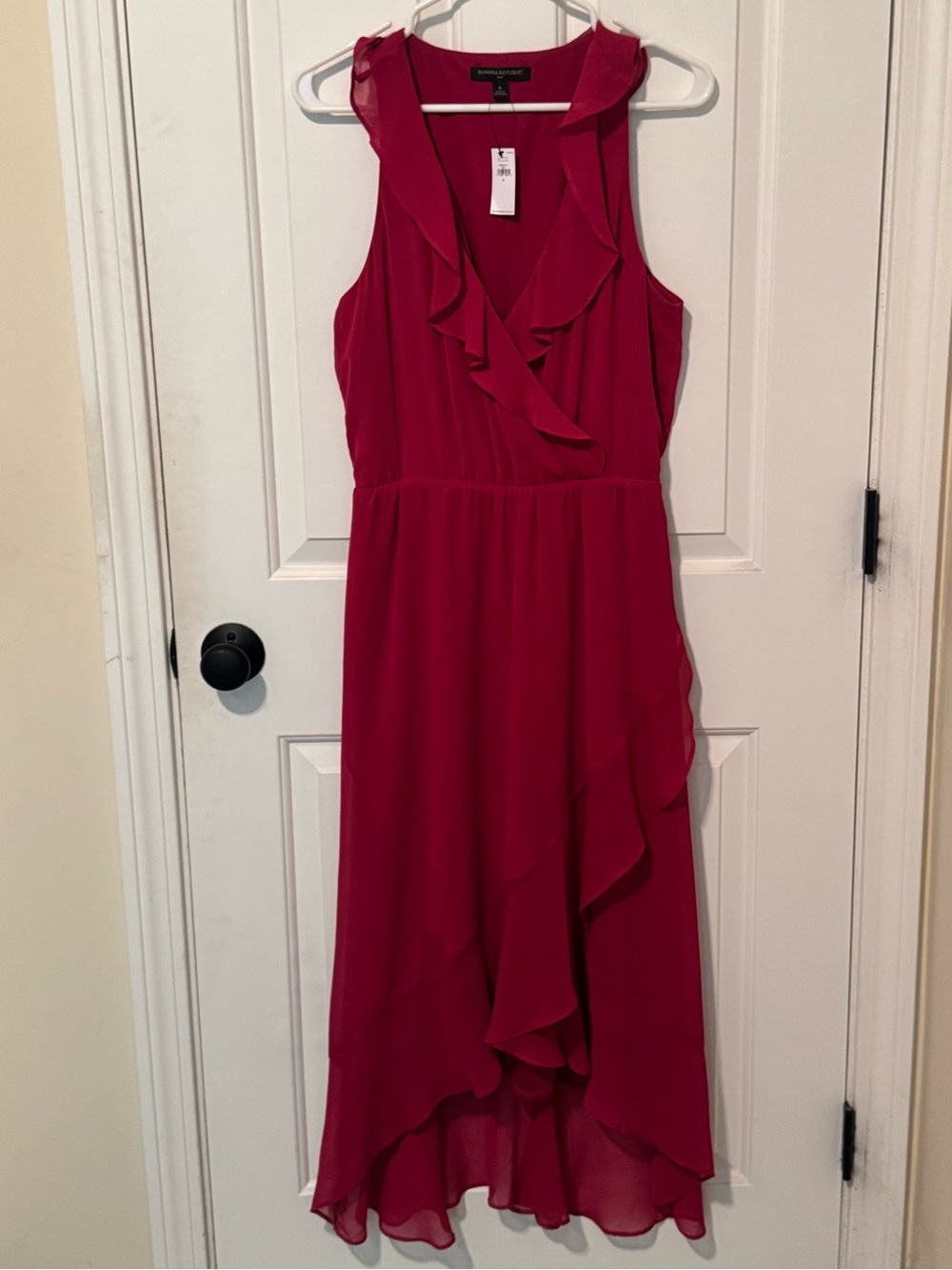 Banana Republic Factory Ruffled High-Low Sleeveless Dress - Fuchsia